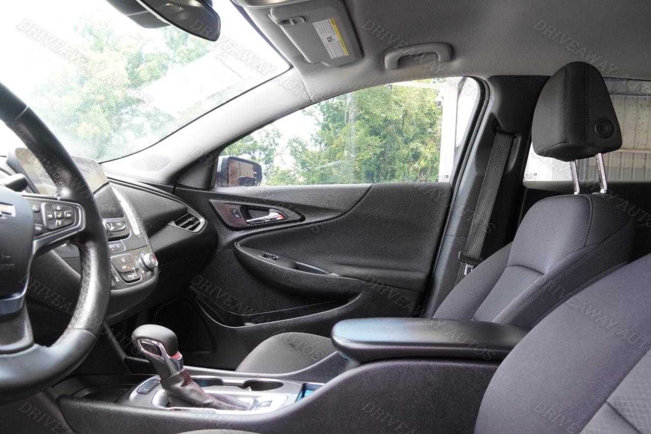 Chevrolet Malibu 4dr Sdn RS 2025