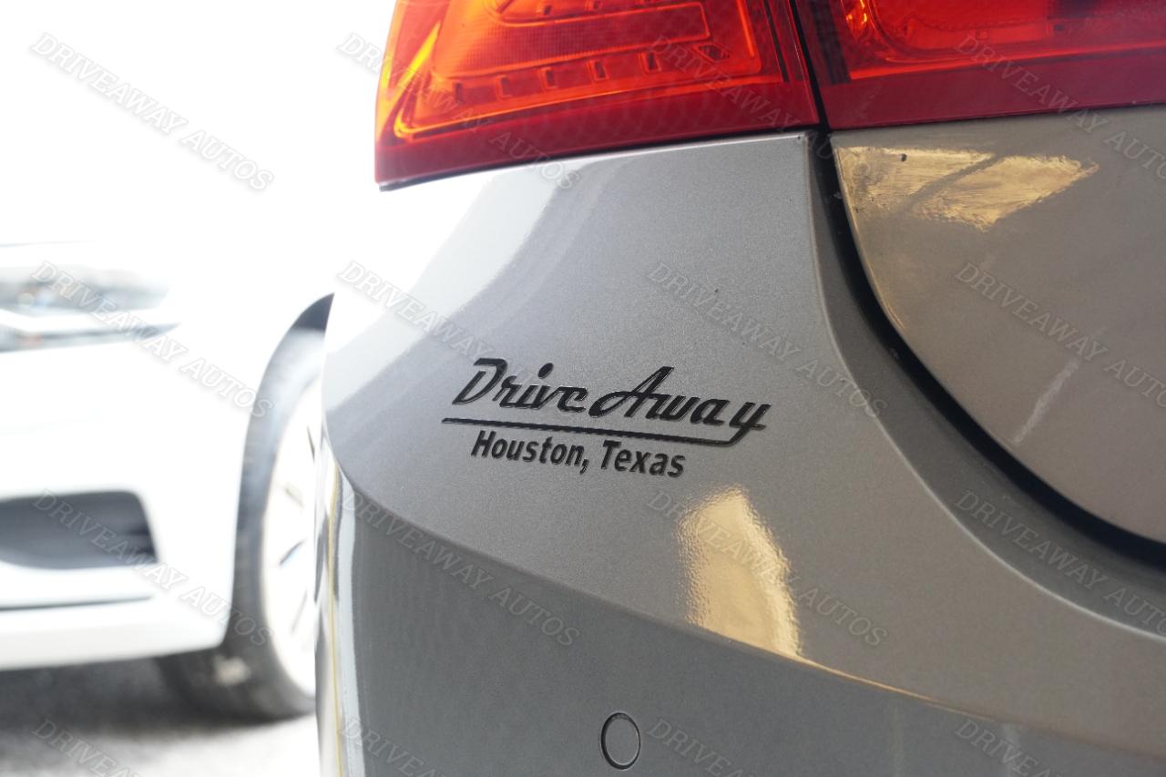 Chevrolet Malibu 4dr Sdn RS 2025