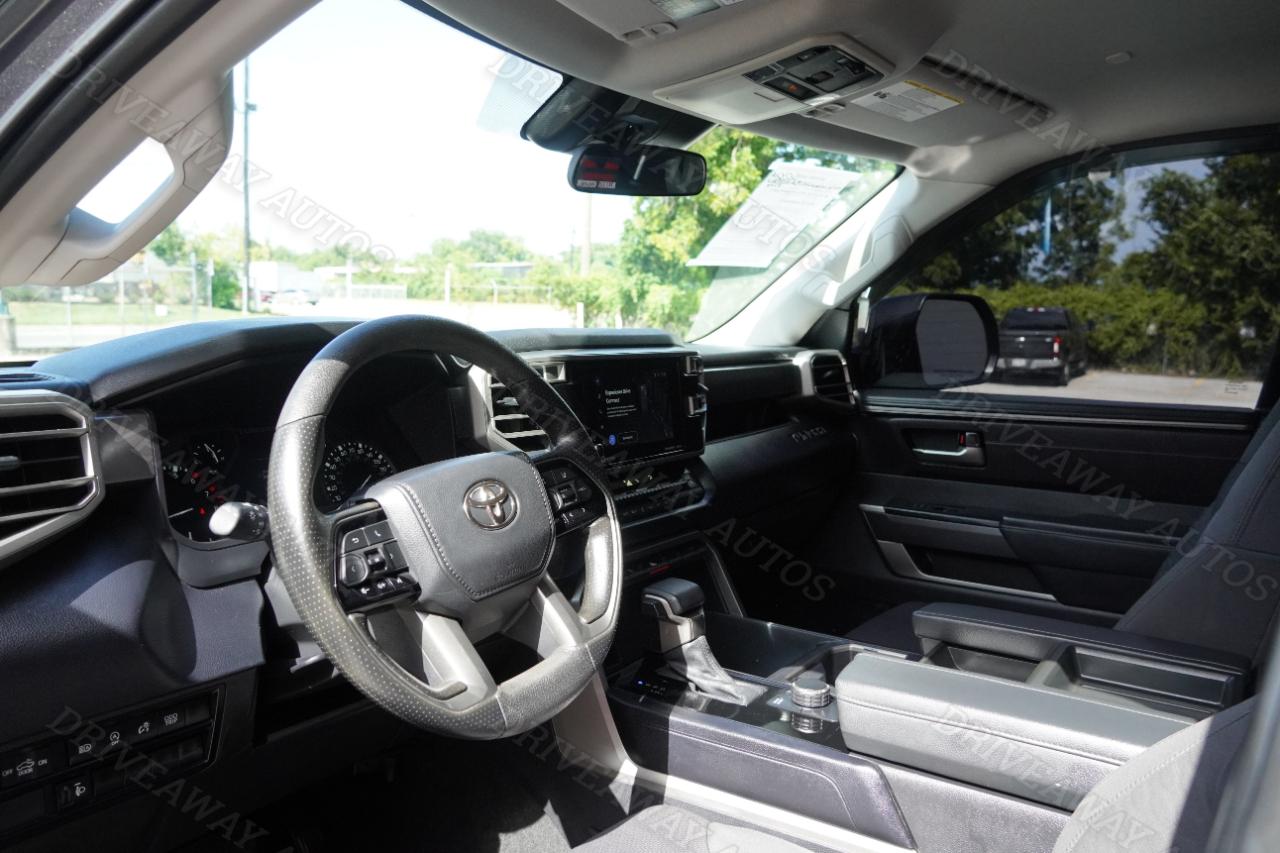 Toyota Tundra 2WD SR5 CrewMax 5.5' Bed (Natl) 2023