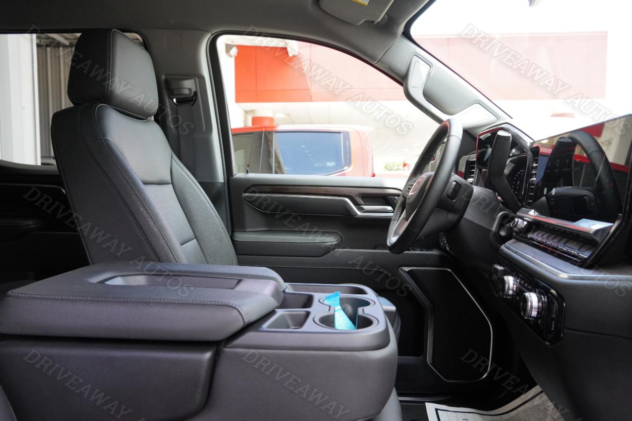 GMC Sierra 1500 2WD Crew Cab 147" SLT 2026