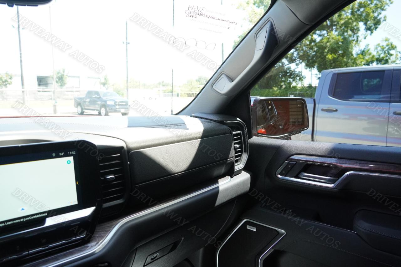 Chevrolet Silverado 1500 2WD Crew Cab 147" LTZ 2025