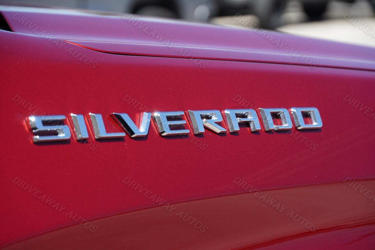 Chevrolet Silverado 1500 2WD Crew Cab 147" LTZ 2025