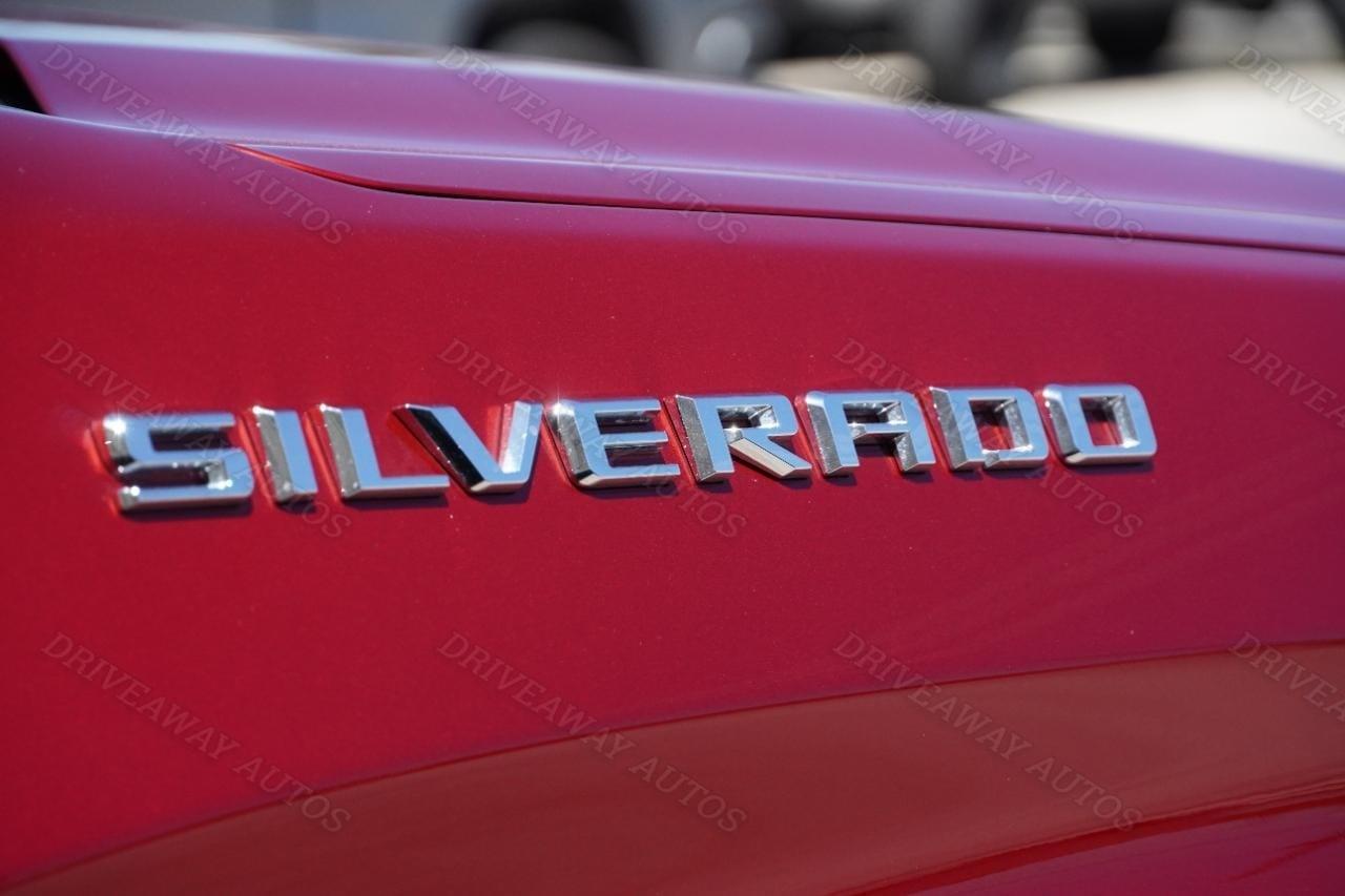 Chevrolet Silverado 1500 2WD Crew Cab 147" LTZ 2025