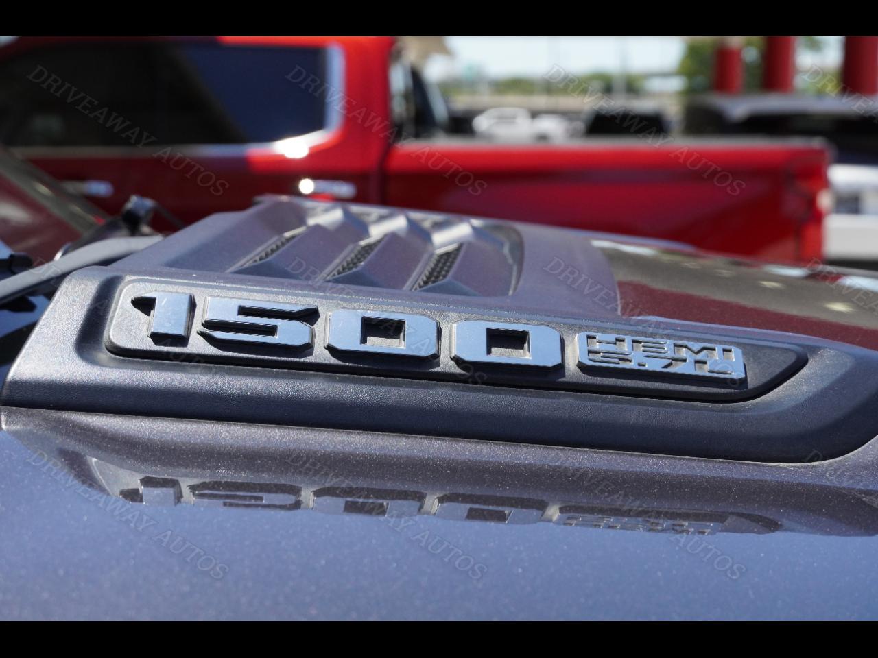 RAM 1500 Laramie 4x2 Crew Cab 5'7" Box 2019