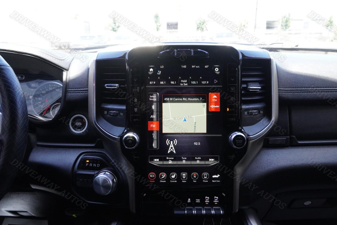 RAM 1500 Laramie 4x2 Crew Cab 5'7" Box 2019