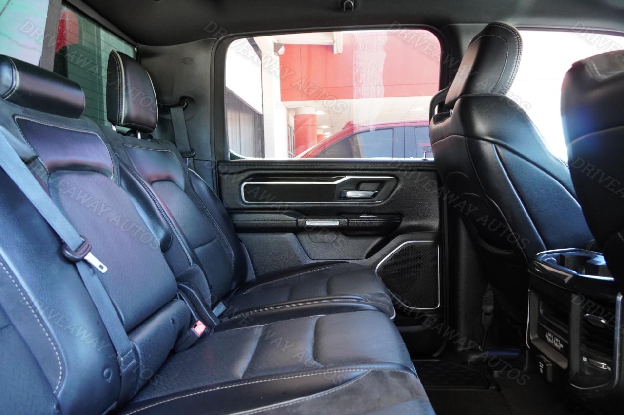 RAM 1500 Laramie 4x2 Crew Cab 5'7" Box 2019