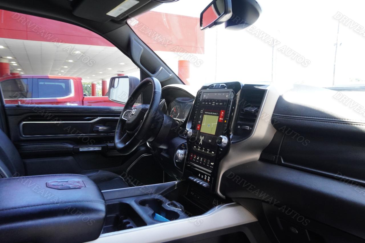 RAM 1500 Laramie 4x2 Crew Cab 5'7" Box 2019