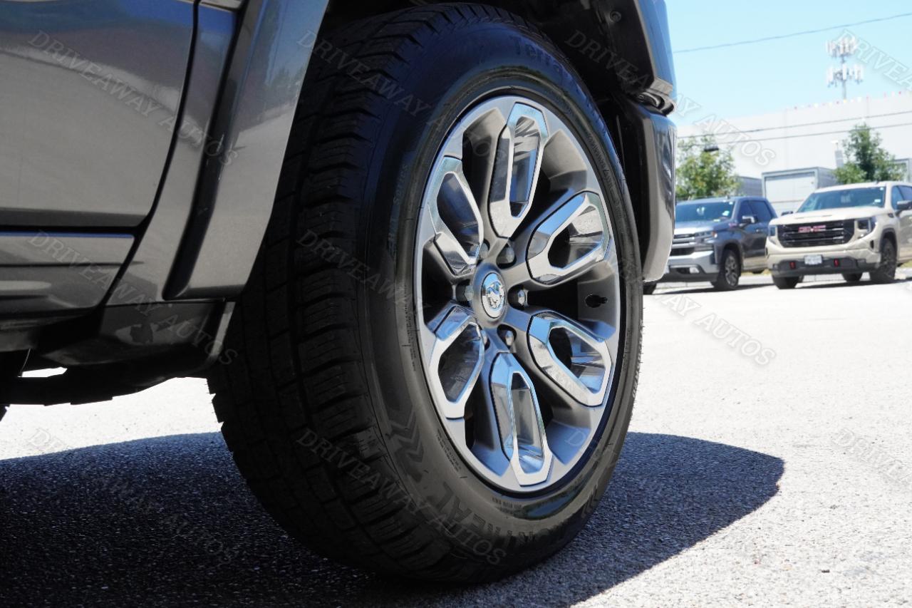 RAM 1500 Laramie 4x2 Crew Cab 5'7" Box 2019