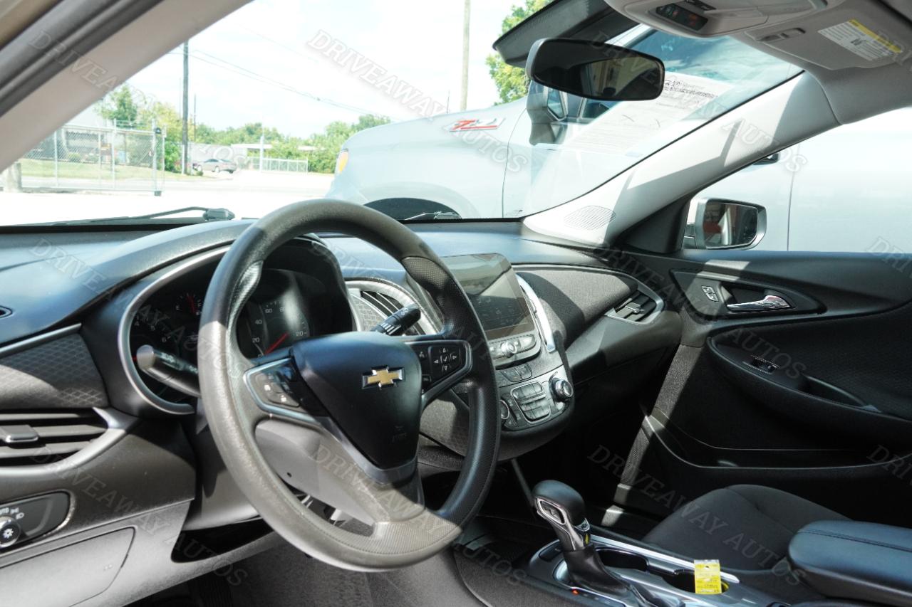 Chevrolet Malibu 4dr Sdn LT 2022