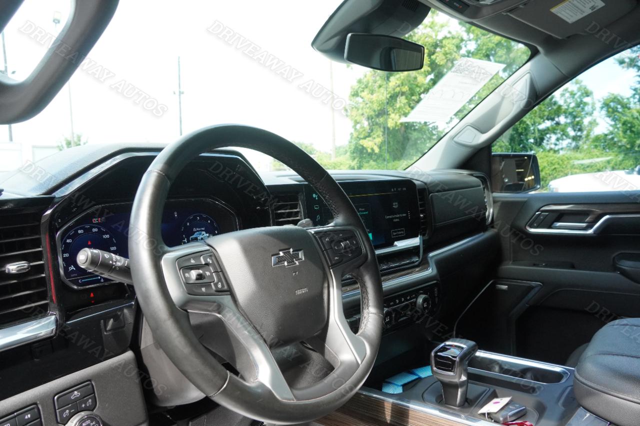 Chevrolet Silverado 1500 4WD Crew Cab 147" LT Trail Boss 2024