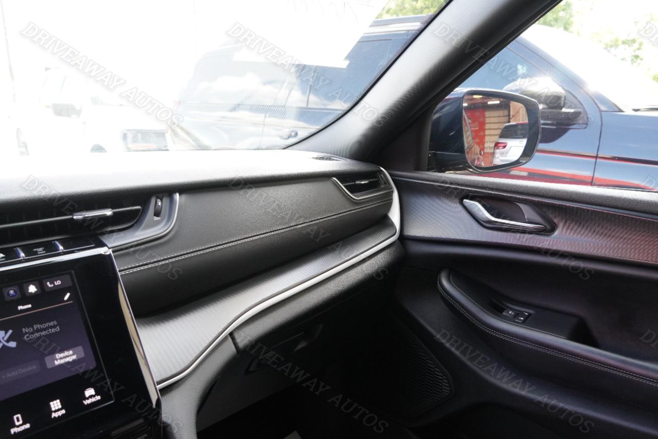 Jeep Grand Cherokee Altitude 4x2 2024
