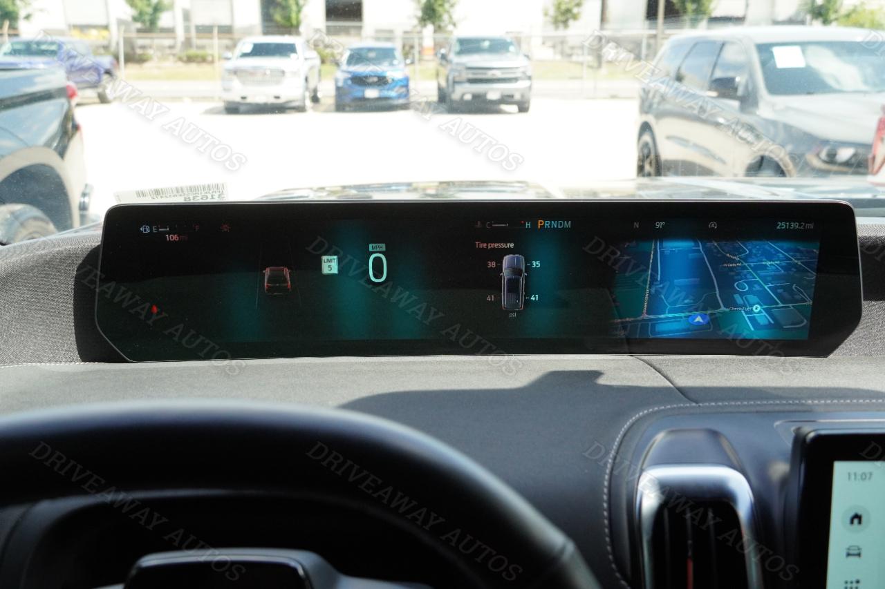 Ford Expedition Max Platinum 4x4 2025