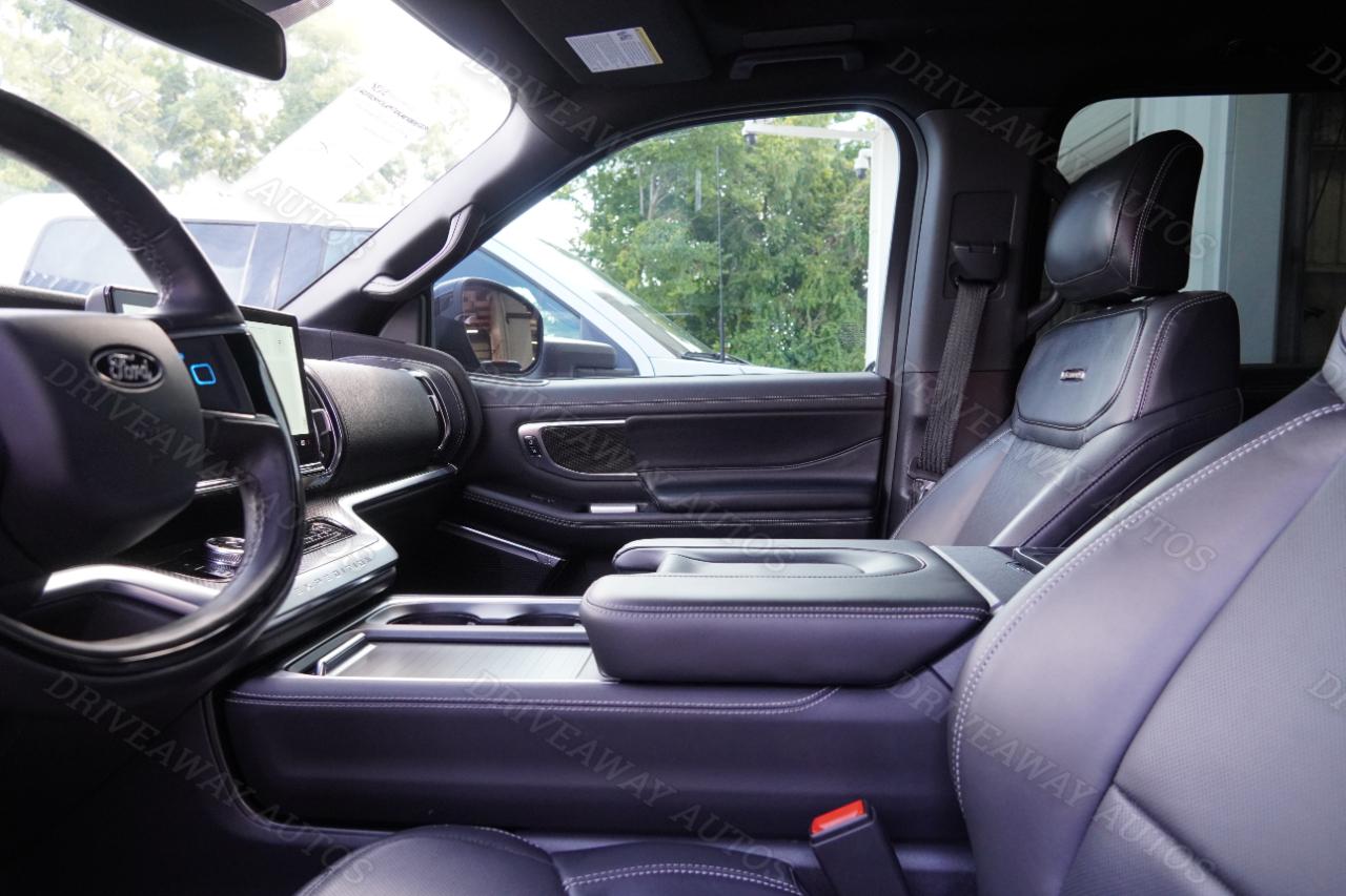 Ford Expedition Max Platinum 4x4 2025