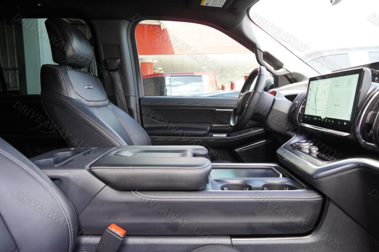 Ford Expedition Max Platinum 4x4 2025