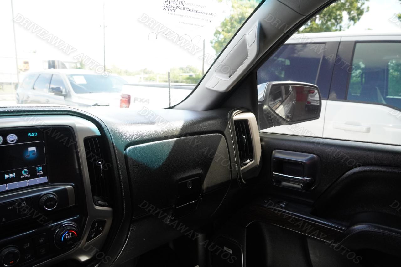 GMC Sierra 1500 4WD Crew Cab 143.5" Denali 2018