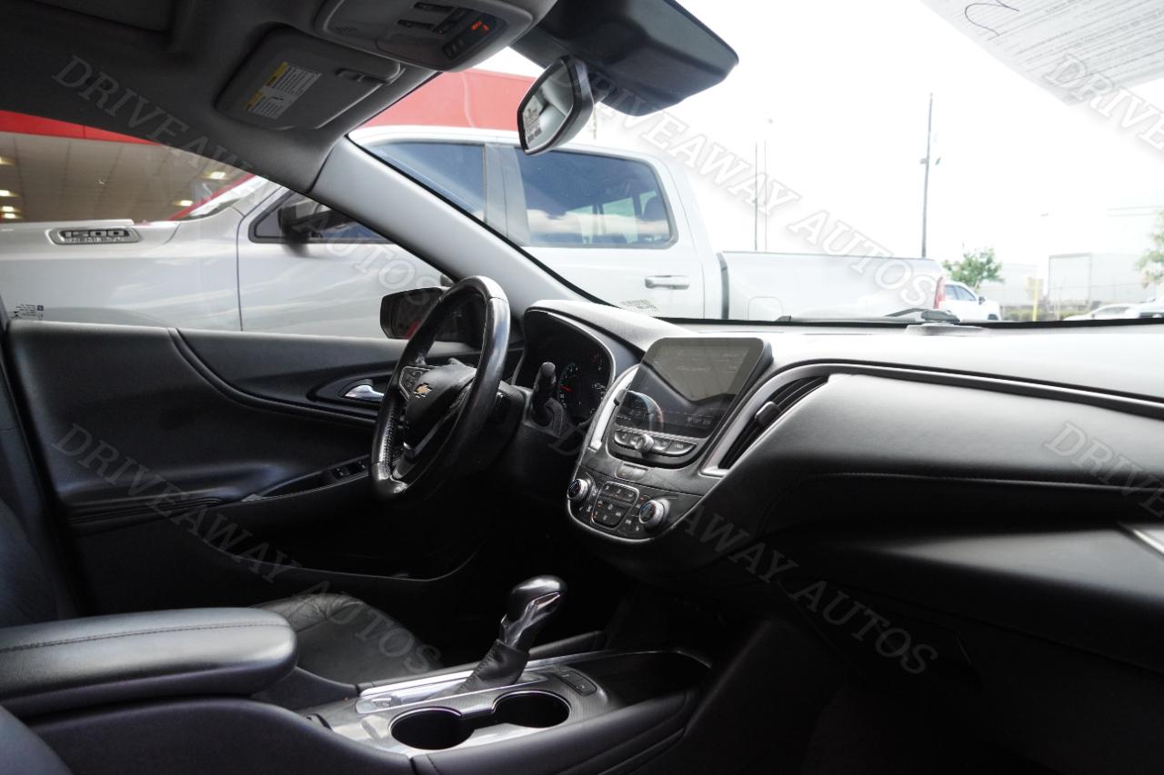 Chevrolet Malibu 4dr Sdn LT 2022
