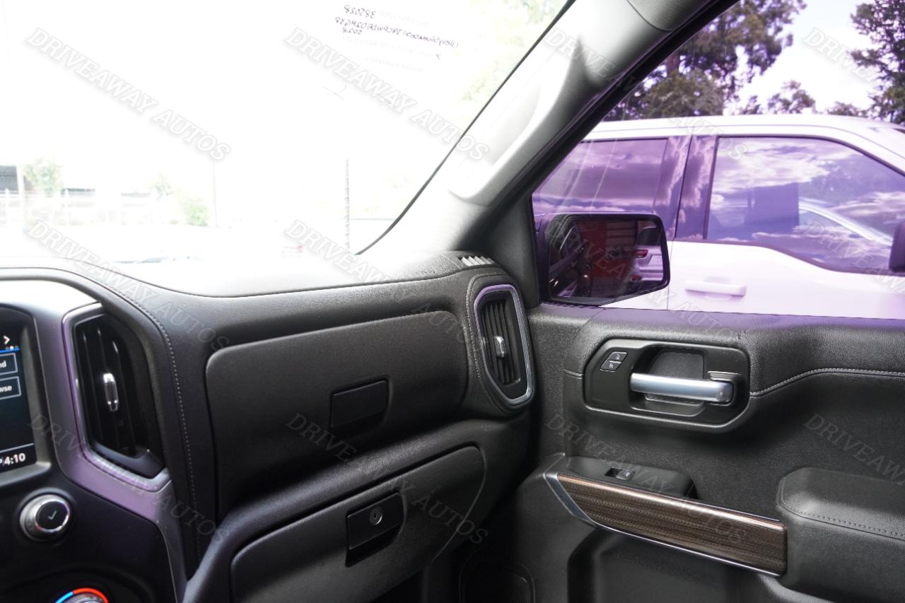 Chevrolet Silverado 1500 2WD Crew Cab 147" RST 2021