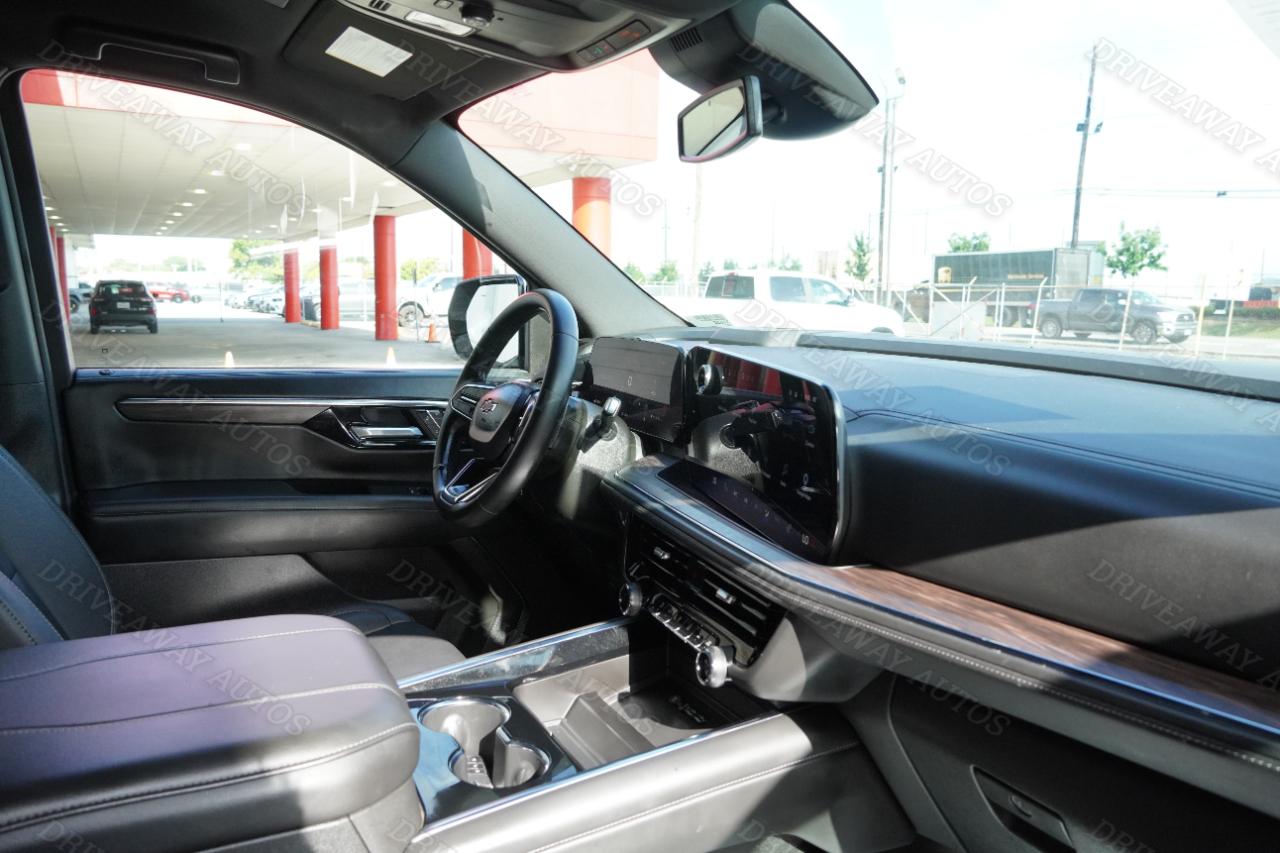 Chevrolet Suburban 4WD 4dr Z71 2025