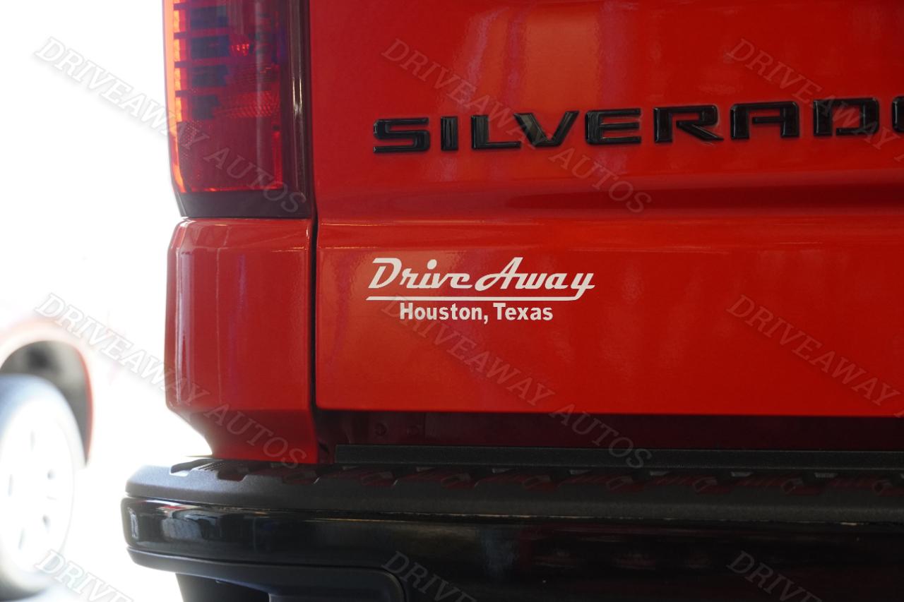 Chevrolet Silverado 1500 4WD Crew Cab 147" Custom Trail Boss 2025
