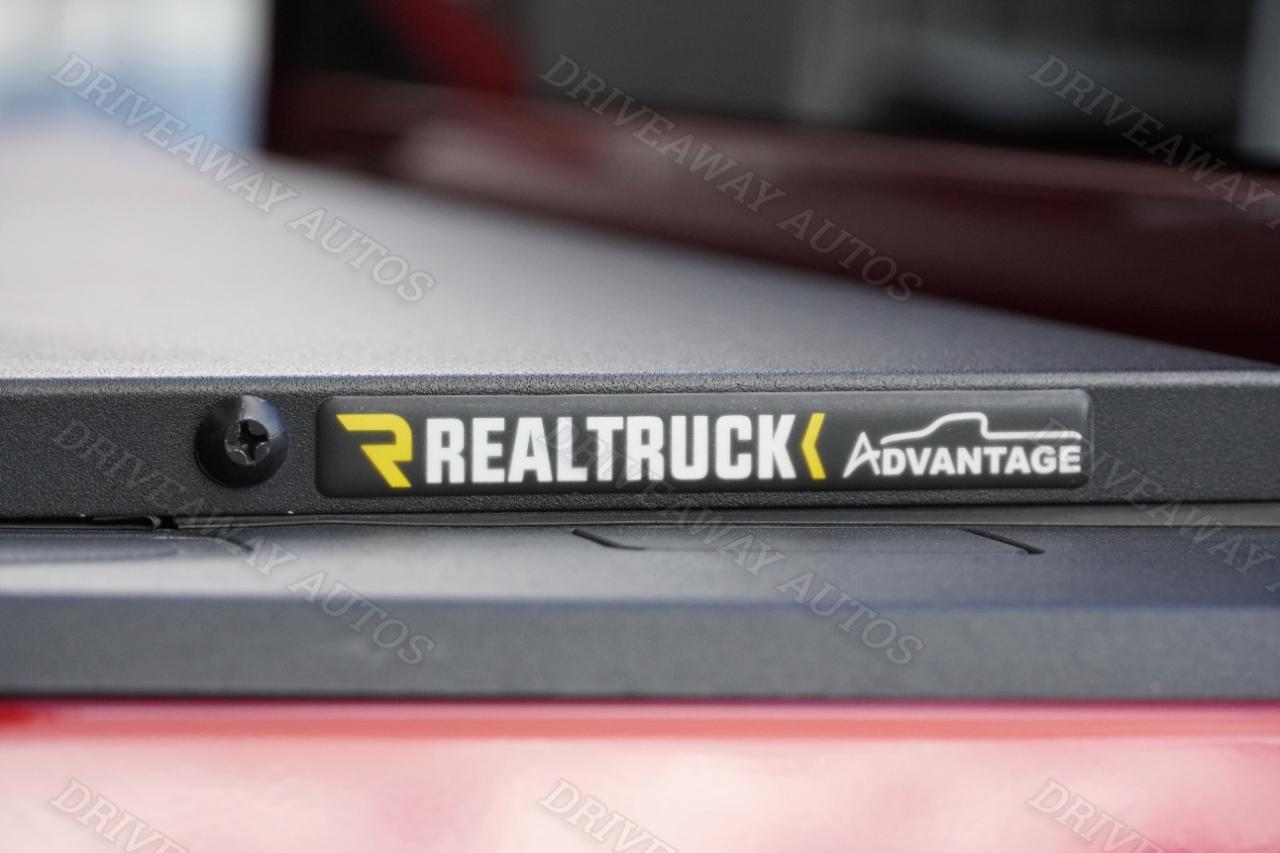 Chevrolet Silverado 3500HD 4WD Crew Cab 172" High Country 2025