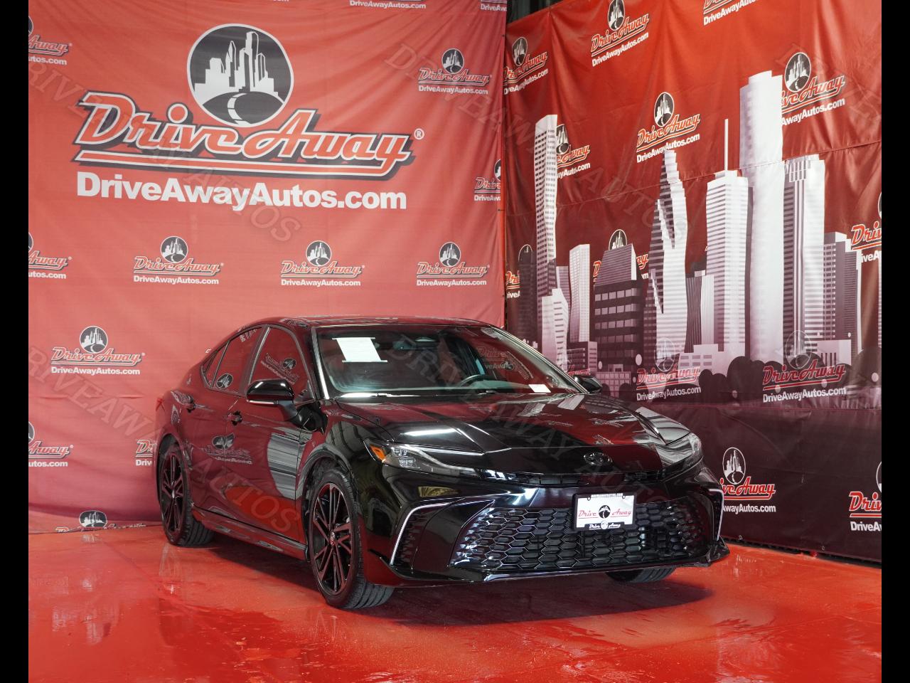 2025 Toyota Camry XLE (Natl)