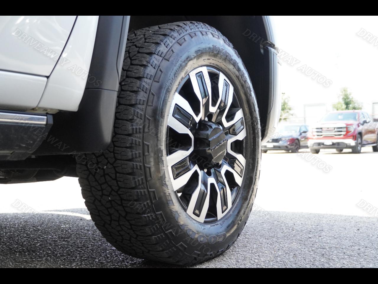 GMC Sierra 2500HD 4WD Crew Cab 159" Denali Ultimate 2025