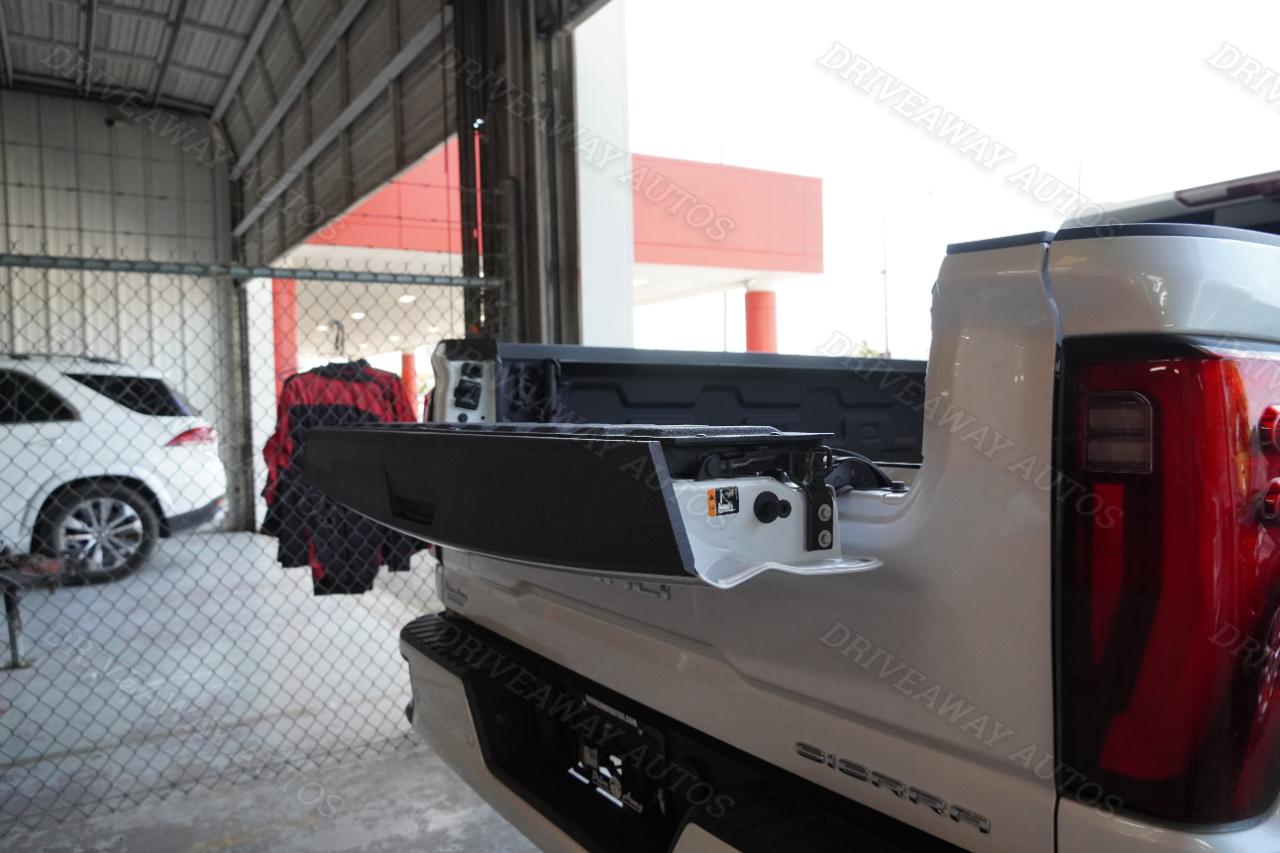 GMC Sierra 2500HD 4WD Crew Cab 159" Denali Ultimate 2025