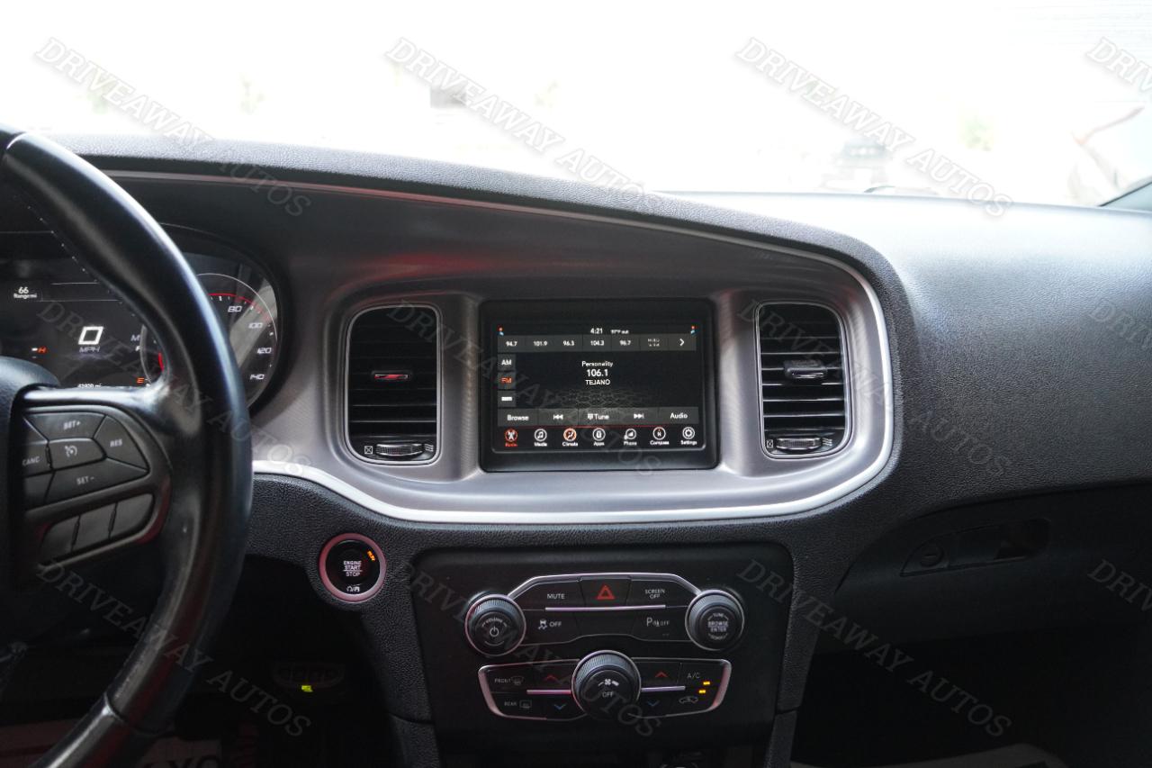 Dodge Charger SXT RWD 2022