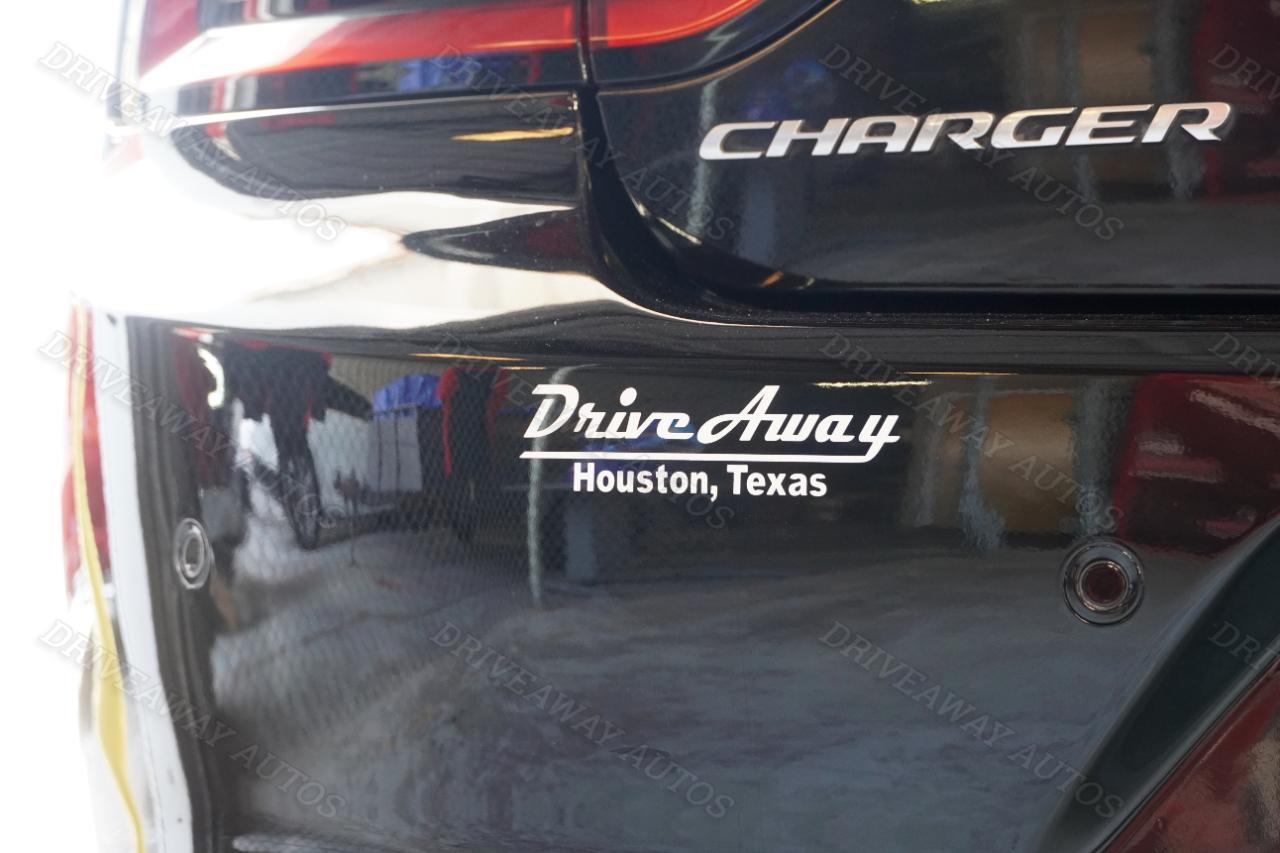 Dodge Charger SXT RWD 2022