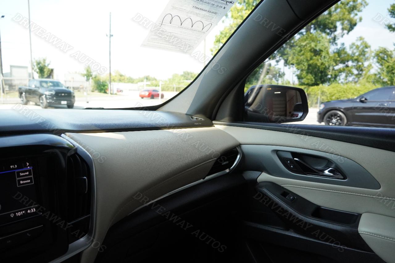 Chevrolet Traverse FWD 4dr LS w/1LS 2022