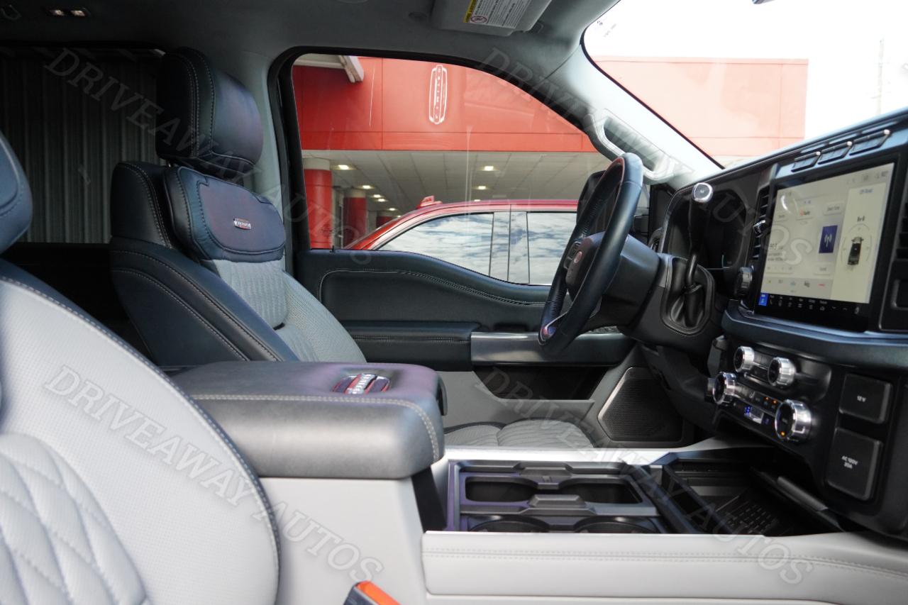 Ford Super Duty F-250 SRW King Ranch 4WD Crew Cab 8' Box 2024