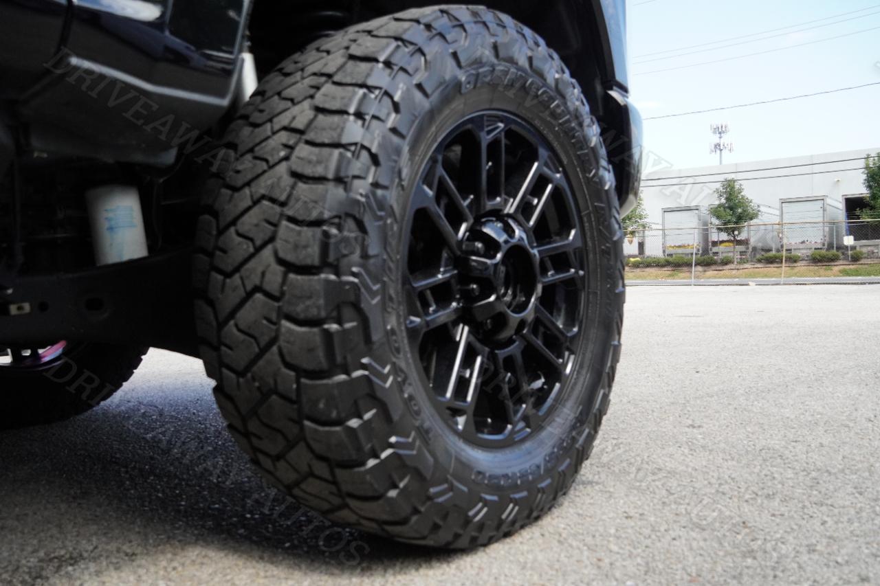 Ford Super Duty F-250 SRW King Ranch 4WD Crew Cab 8' Box 2024