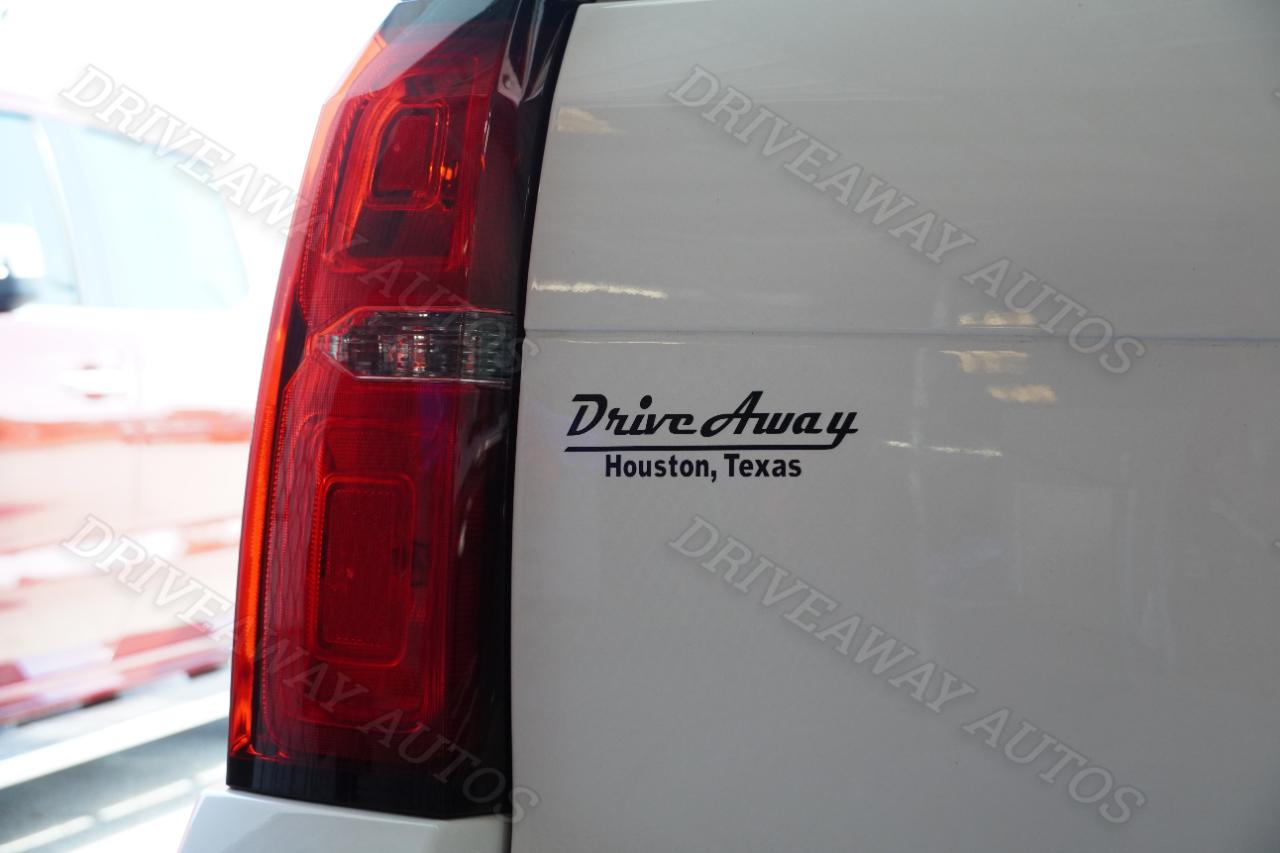 Chevrolet Suburban 2WD 4dr 1500 LT 2017