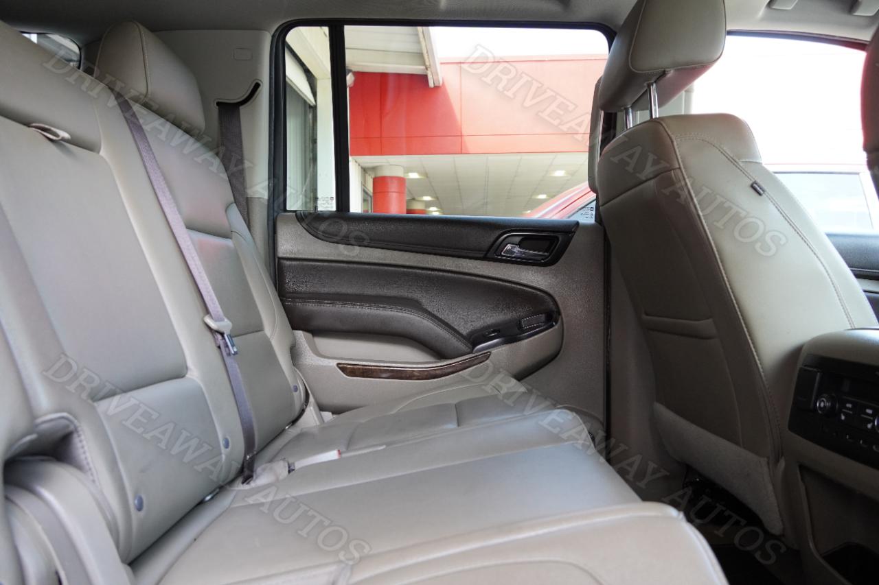 Chevrolet Suburban 2WD 4dr 1500 LT 2017
