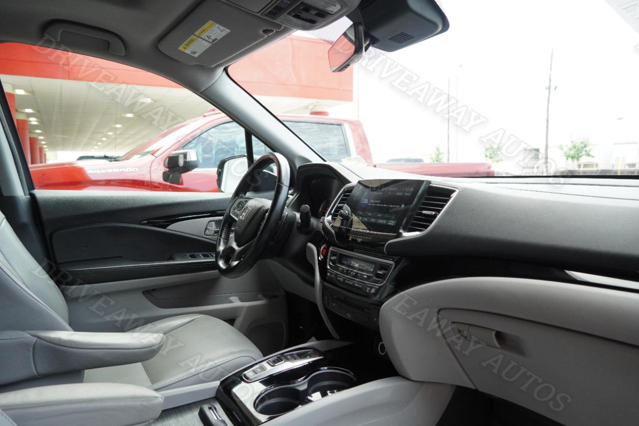Honda Pilot Touring 7-Passenger 2WD 2019
