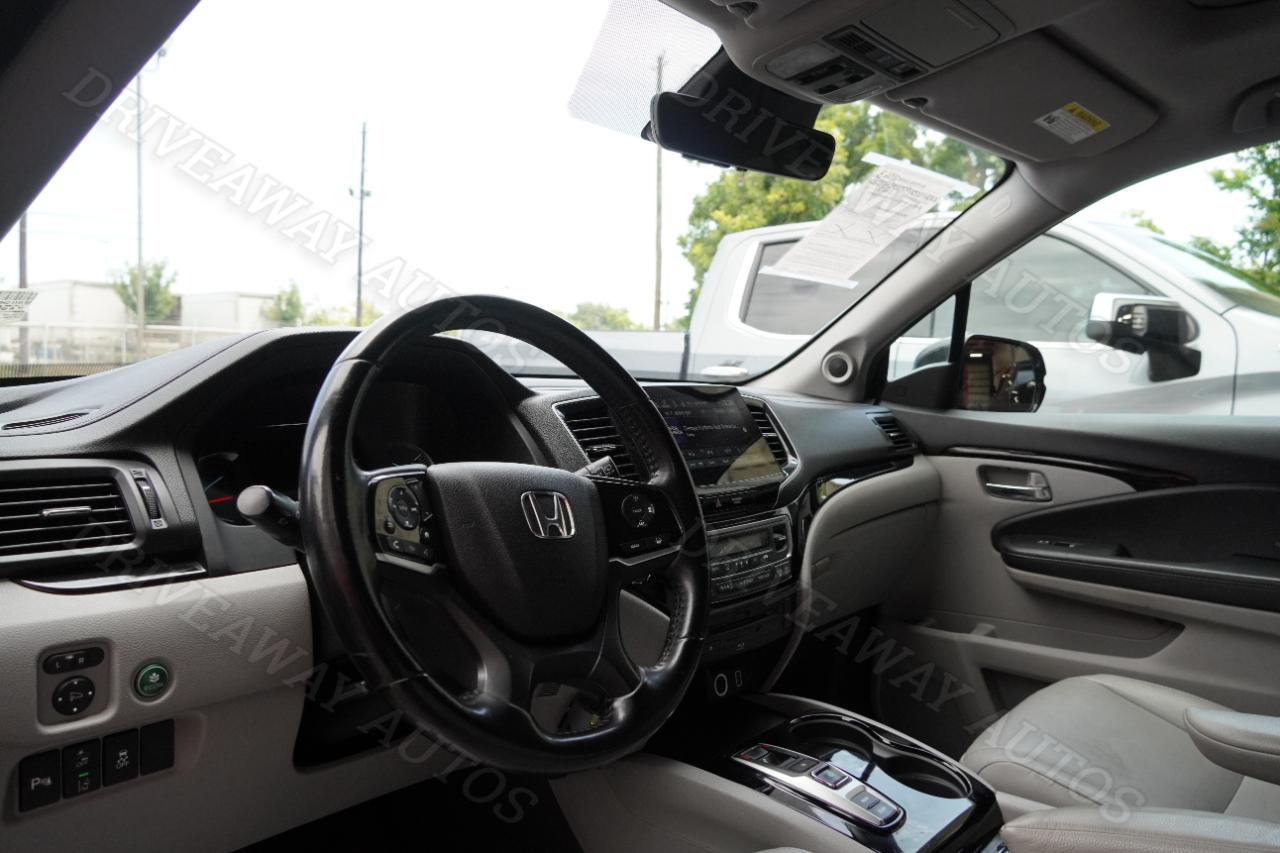 Honda Pilot Touring 7-Passenger 2WD 2019