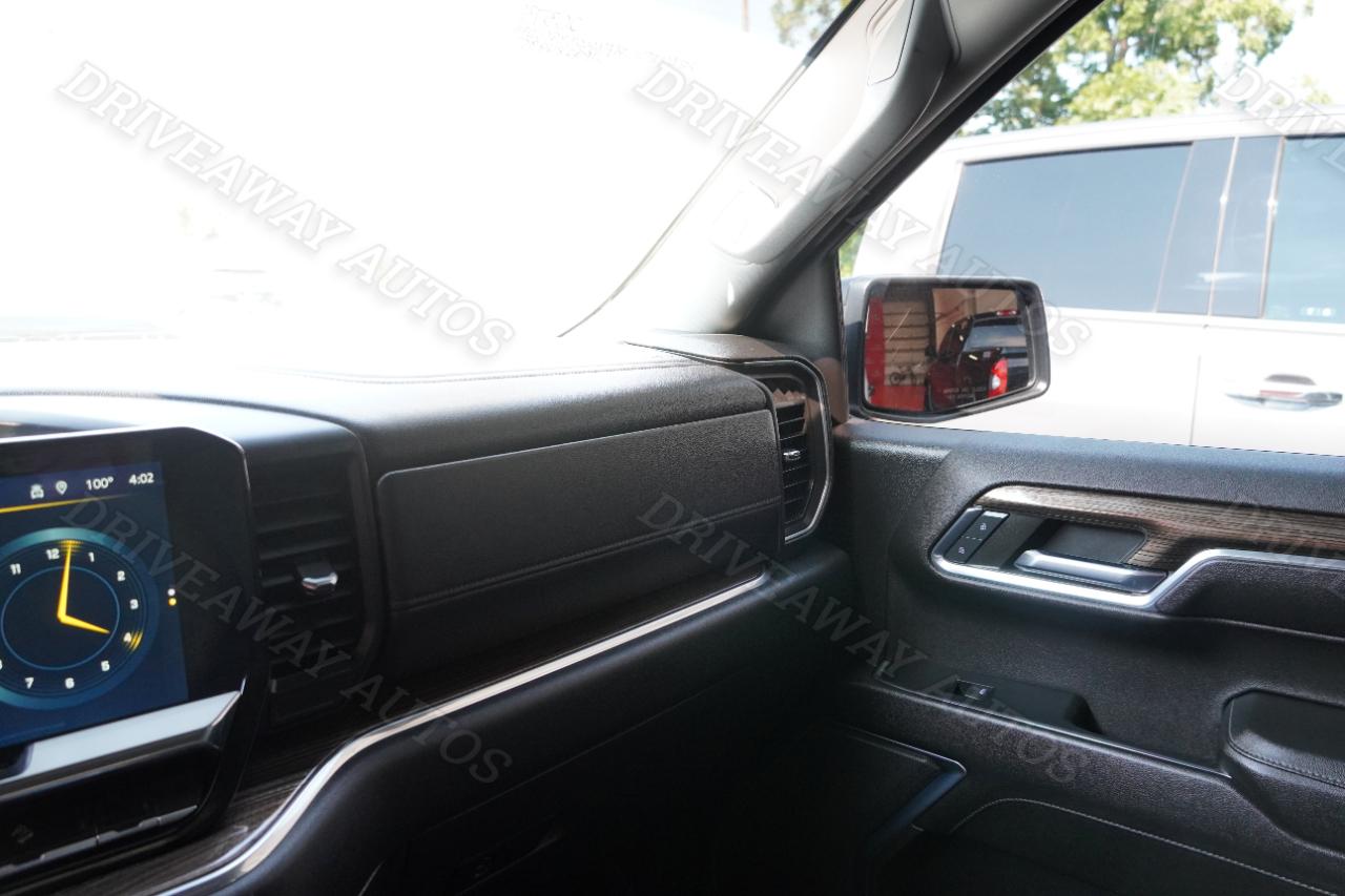 Chevrolet Silverado 1500 4WD Crew Cab 147" LT Trail Boss 2023