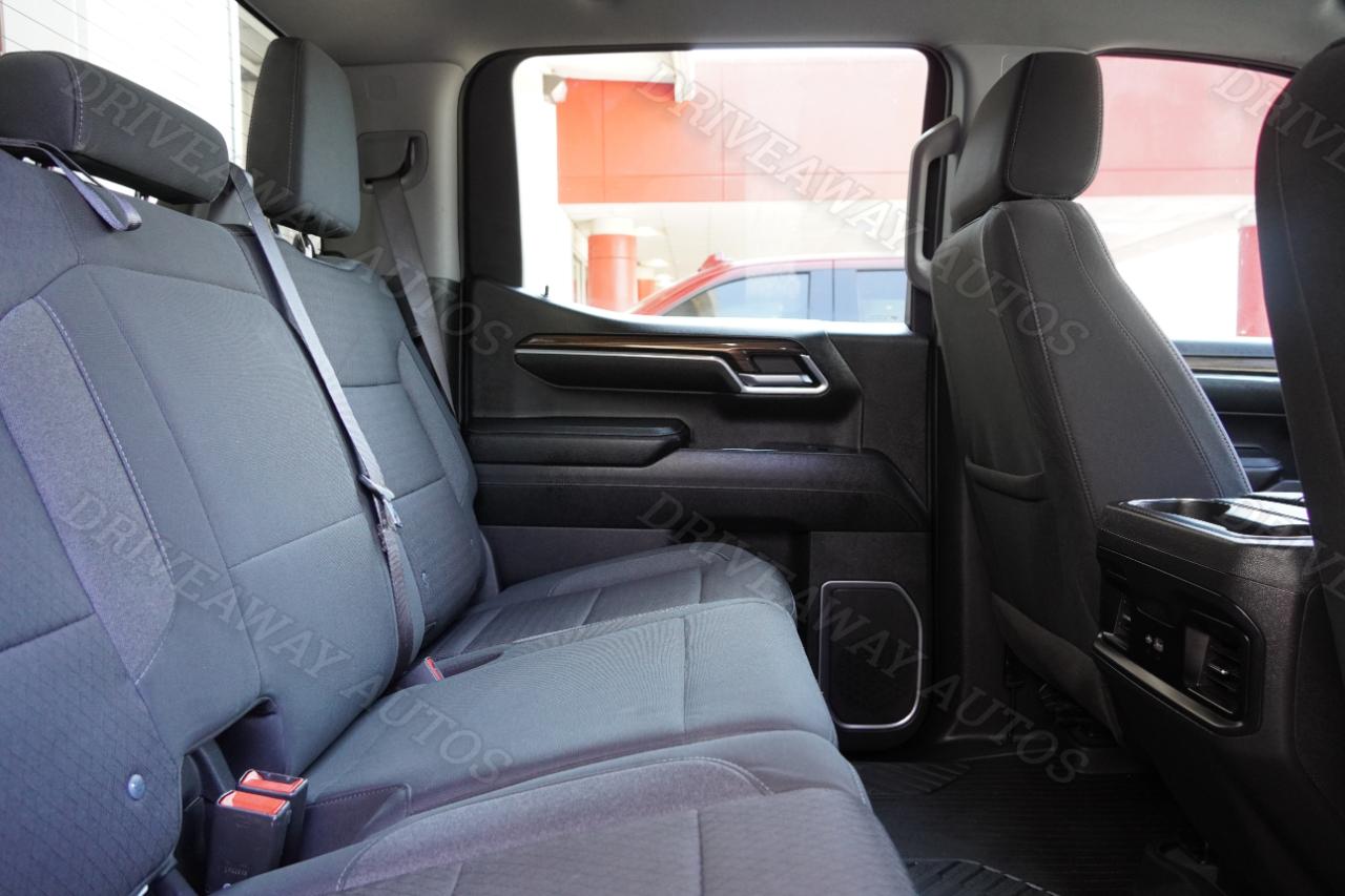 Chevrolet Silverado 1500 4WD Crew Cab 147" LT Trail Boss 2023