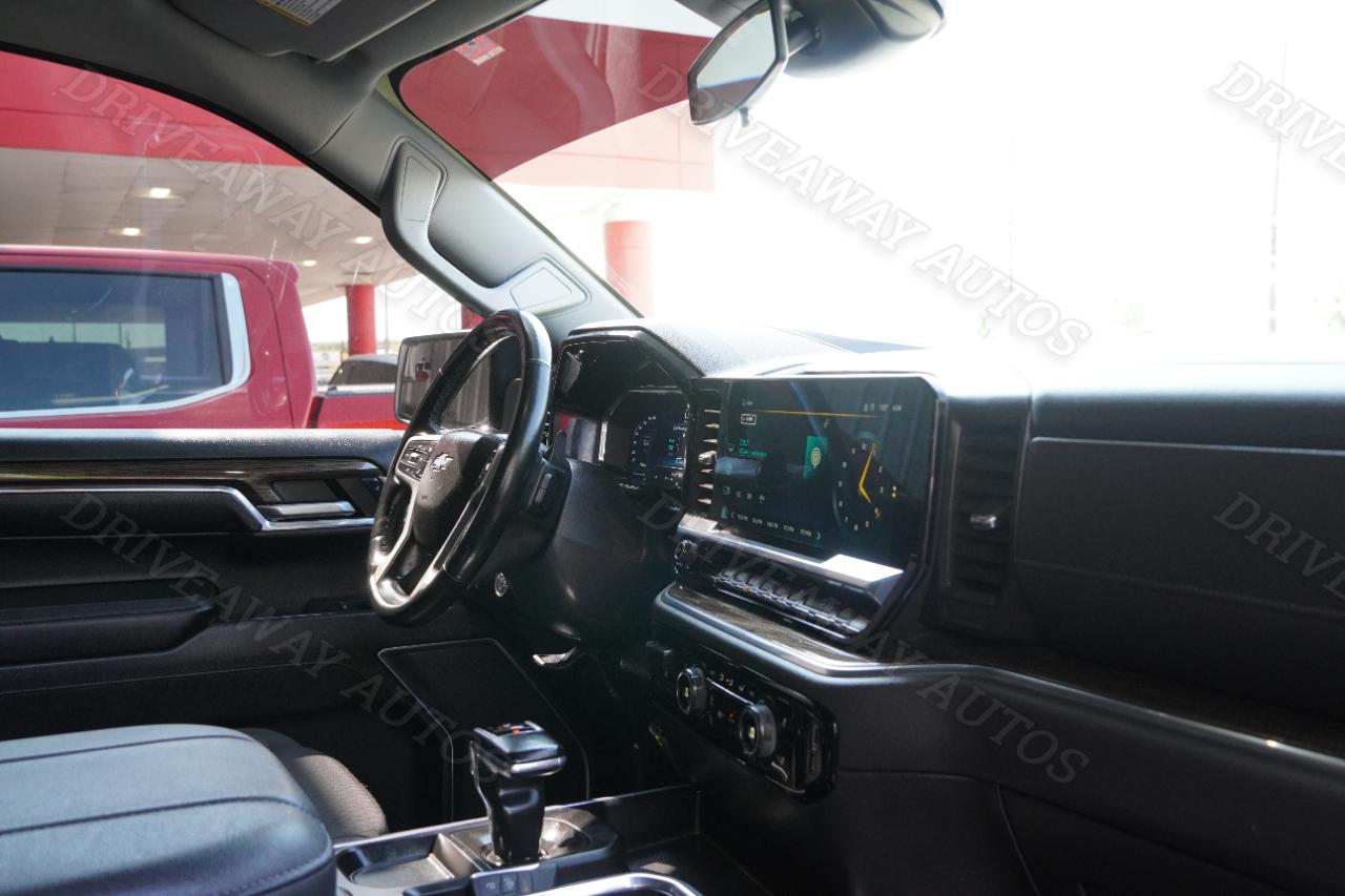 Chevrolet Silverado 1500 4WD Crew Cab 147" LT Trail Boss 2023