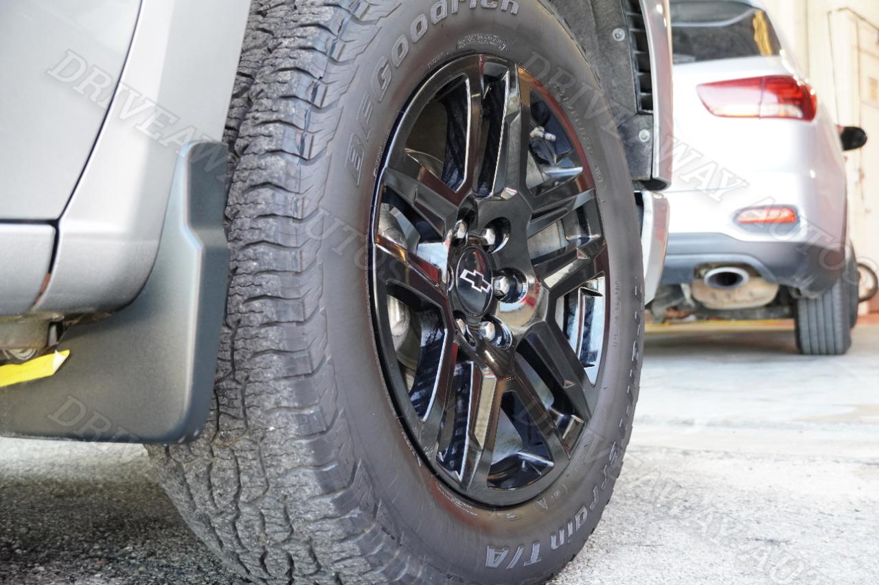 Chevrolet Silverado 1500 2WD Crew Cab 147" Custom 2023