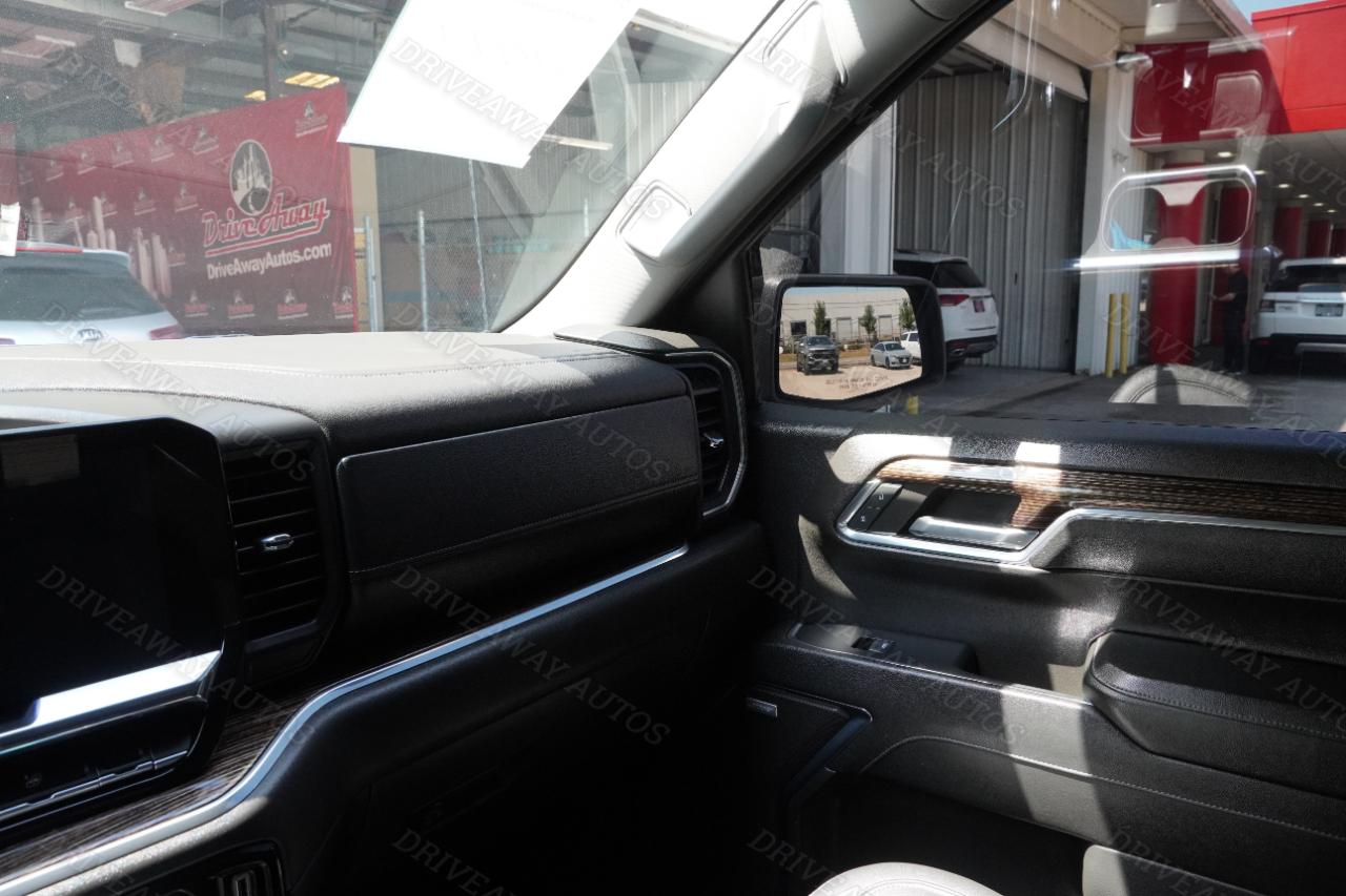 GMC Sierra 1500 4WD Crew Cab 147" Elevation w/3SB 2024