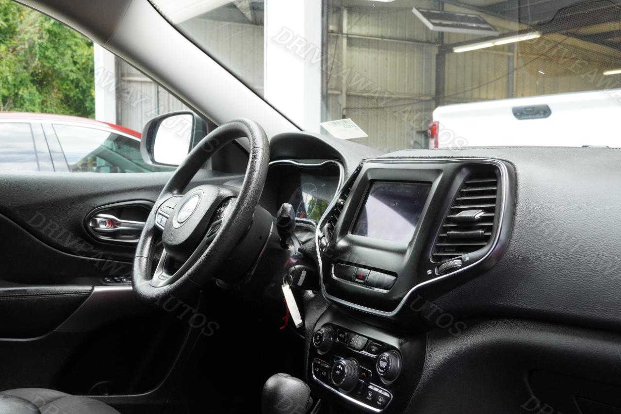 Jeep Cherokee Latitude FWD 2020