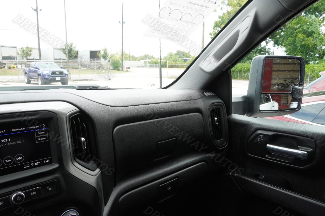 Chevrolet Silverado 3500HD 4WD Crew Cab 172" Work Truck 2025