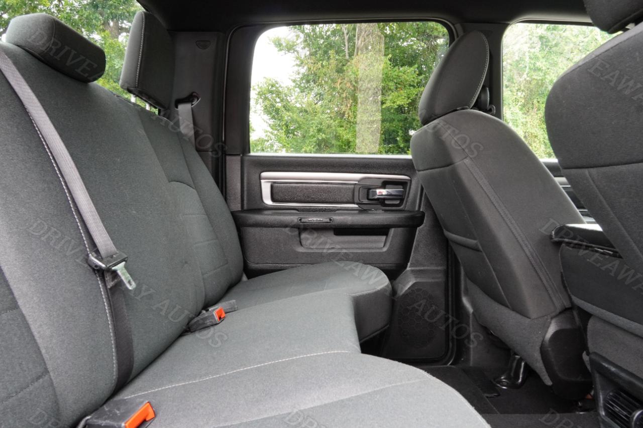 RAM 1500 Classic Warlock 4x2 Crew Cab 5'7" Box 2021