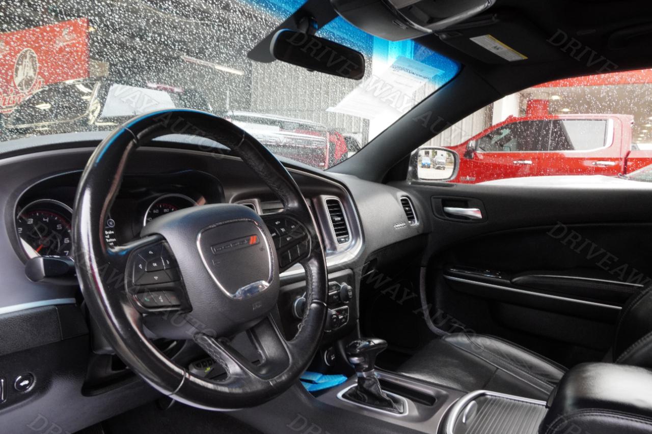 Dodge Charger SXT RWD 2022