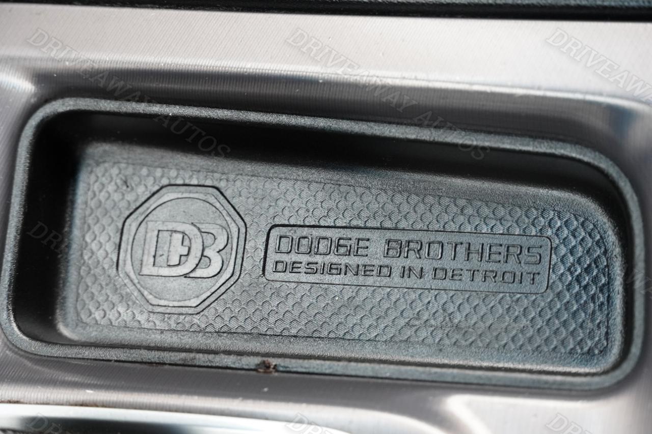 Dodge Charger SXT RWD 2020
