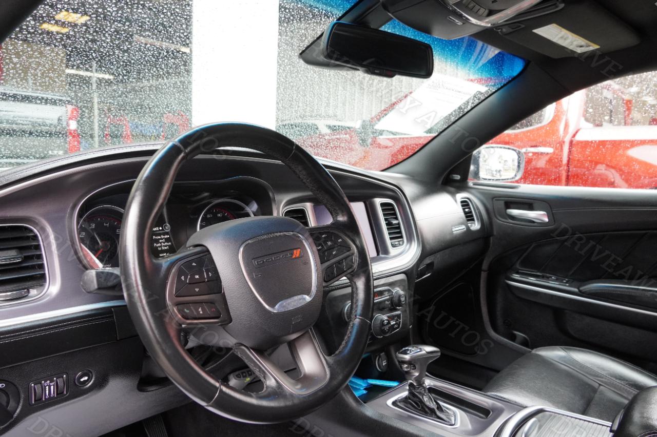 Dodge Charger SXT RWD 2020