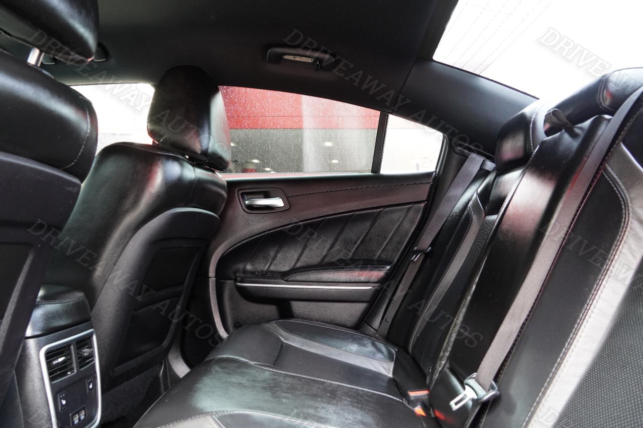 Dodge Charger SXT RWD 2020