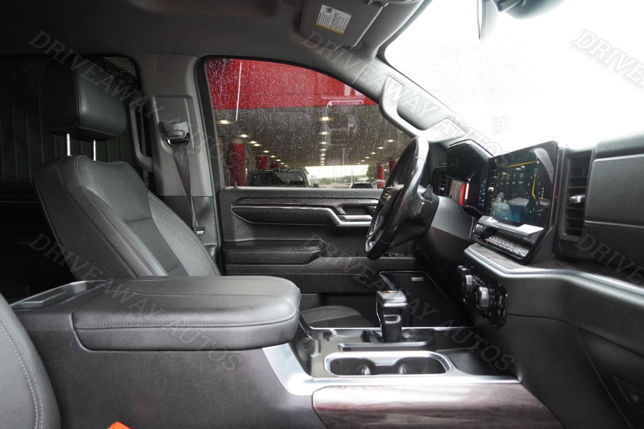 Chevrolet Silverado 1500 4WD Crew Cab 147" LTZ 2023