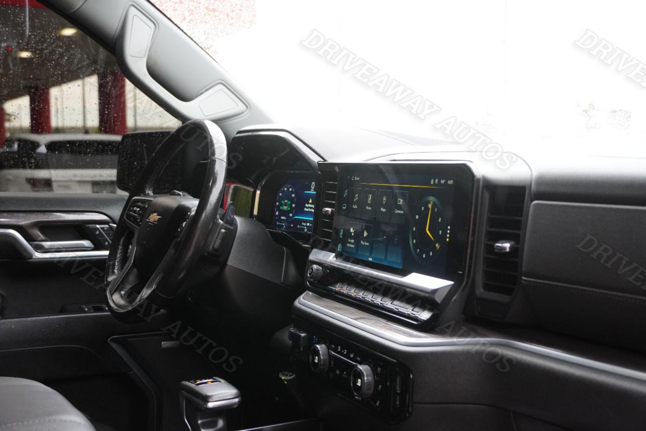 Chevrolet Silverado 1500 4WD Crew Cab 147" LTZ 2023
